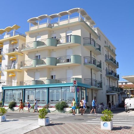 Hotel Silvana Bellaria-Igea Marina Exteriör bild