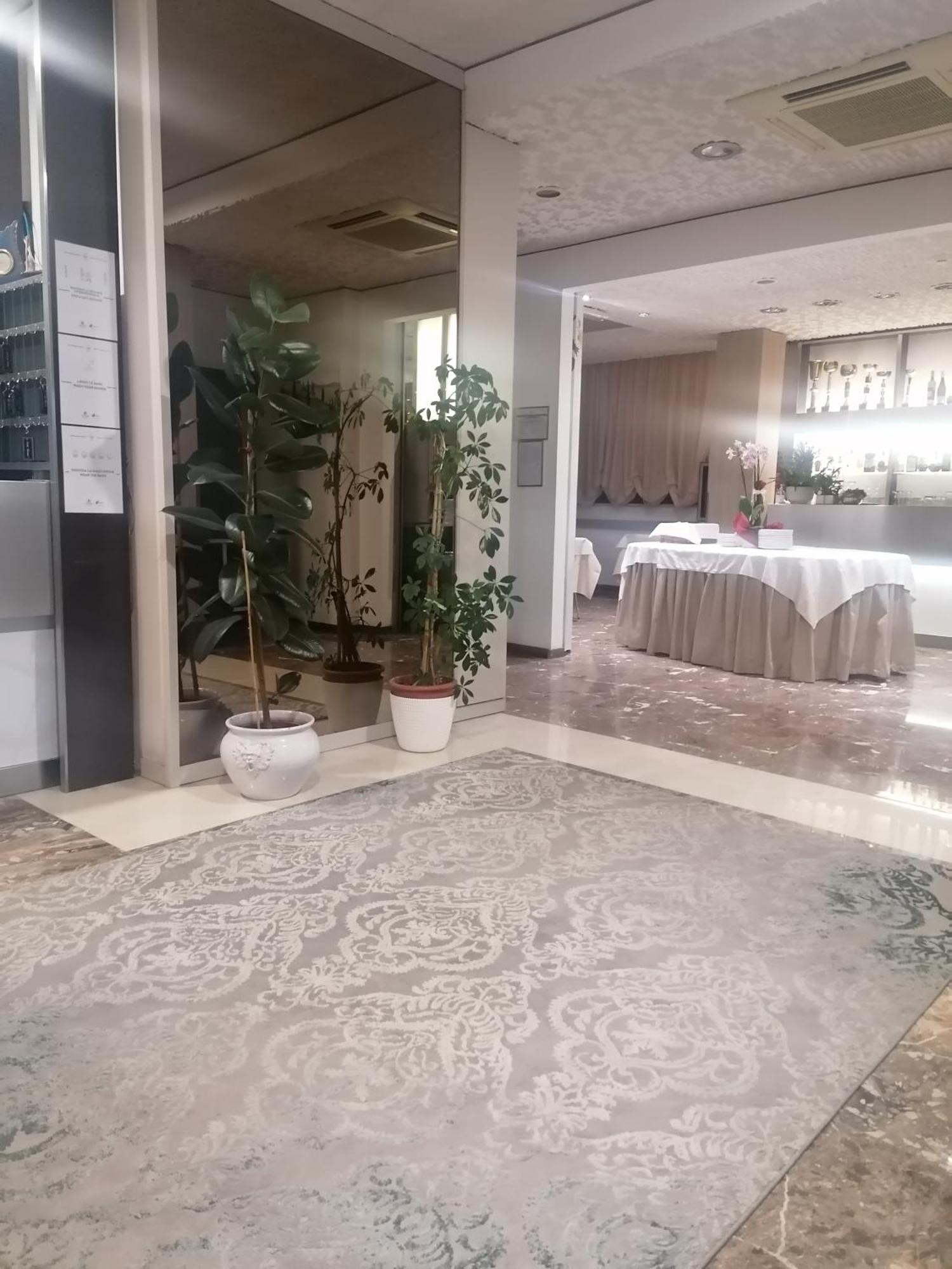 Hotel Silvana Bellaria-Igea Marina Exteriör bild