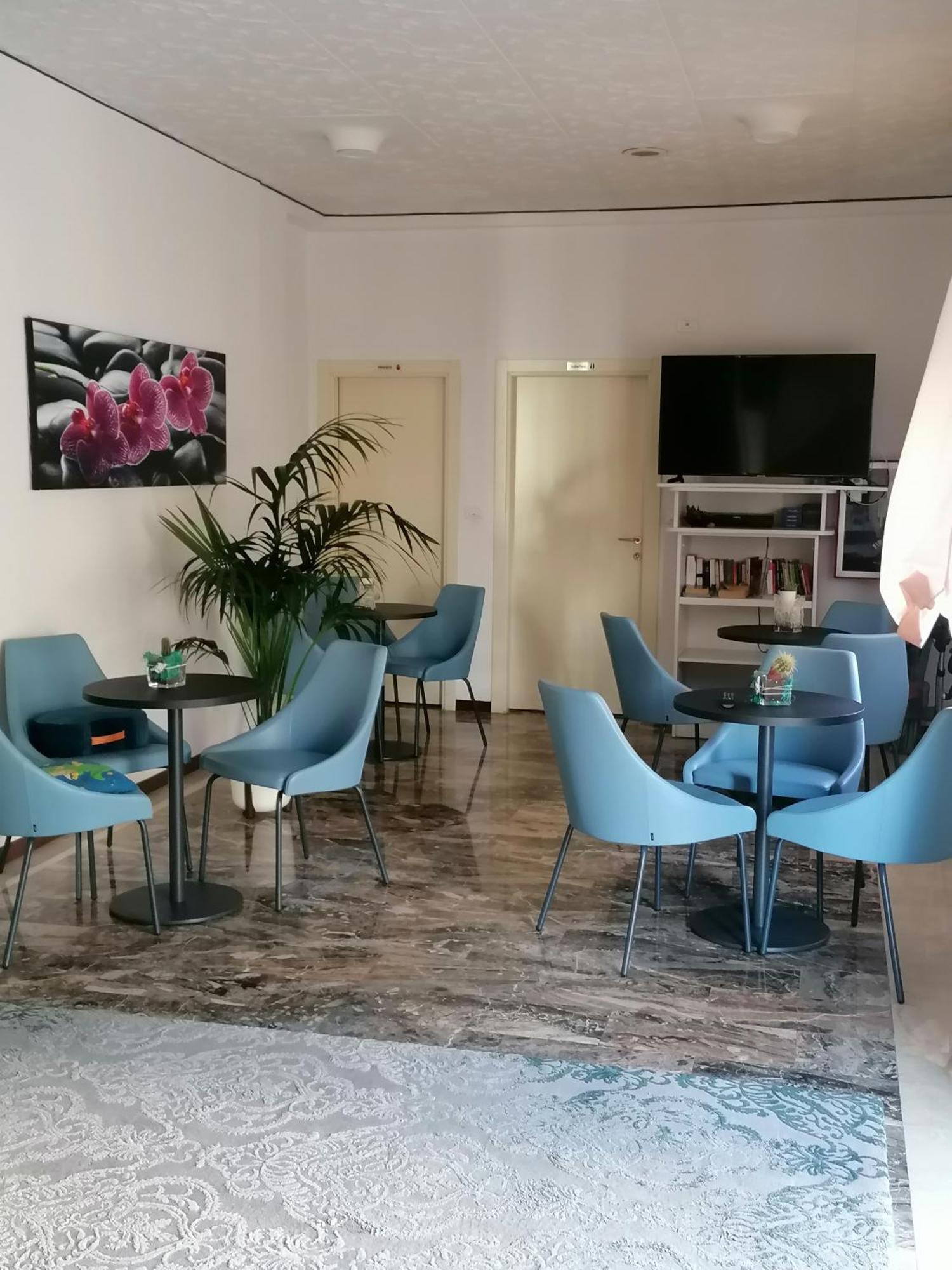 Hotel Silvana Bellaria-Igea Marina Exteriör bild